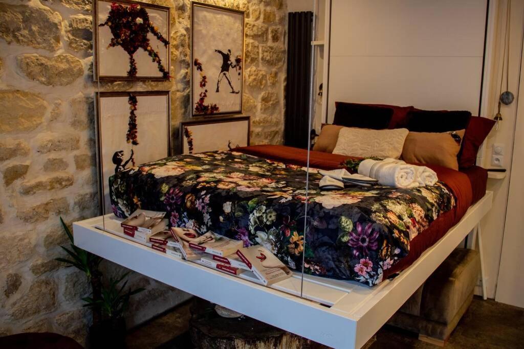 Tiny Gallery Paris Gare Montparnasse מראה חיצוני תמונה