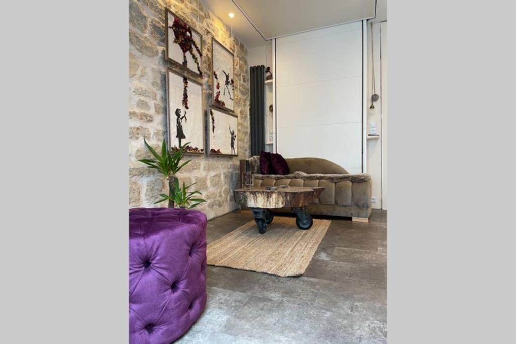 Tiny Gallery Paris Gare Montparnasse מראה חיצוני תמונה